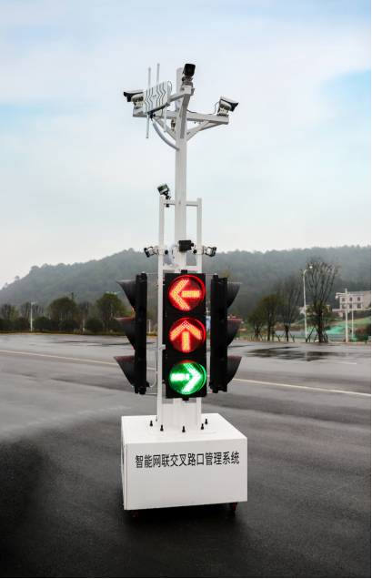 車路協(xié)同-紅綠燈落地機(jī)柜的嵌入式無風(fēng)扇工控機(jī)應(yīng)用